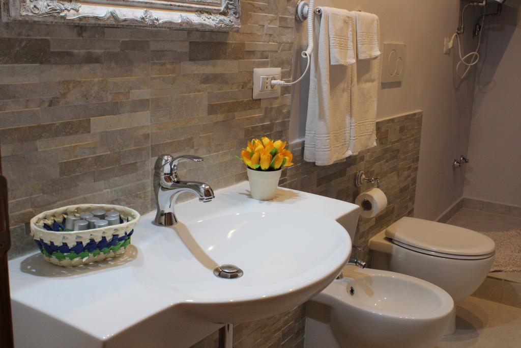 Il Castello Del Re Bed & Breakfast Bitonto Exterior photo
