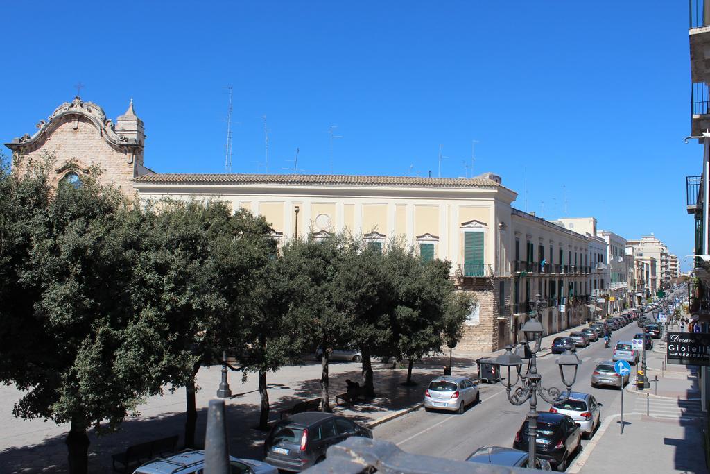 Il Castello Del Re Bed & Breakfast Bitonto Exterior photo